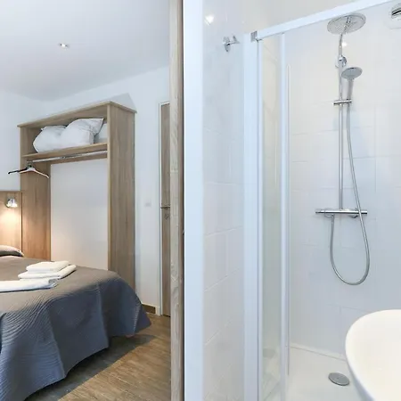 Arago Hotel 3*