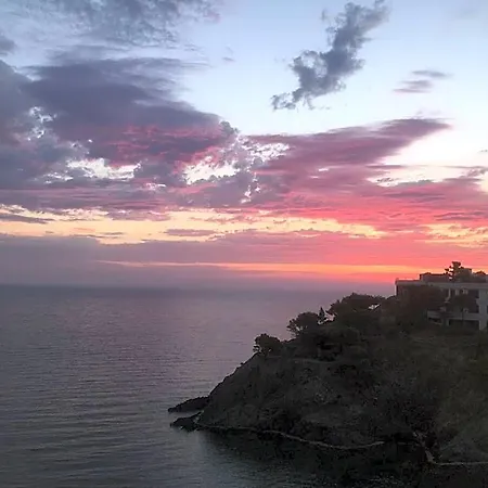 Hotel Arago