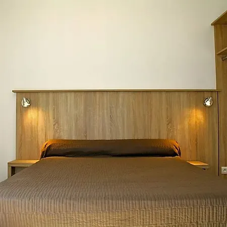 Hotel Arago