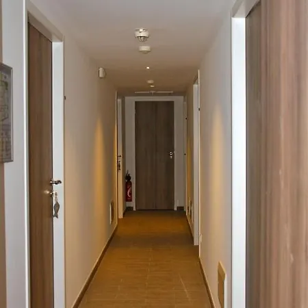 Hotel Arago
